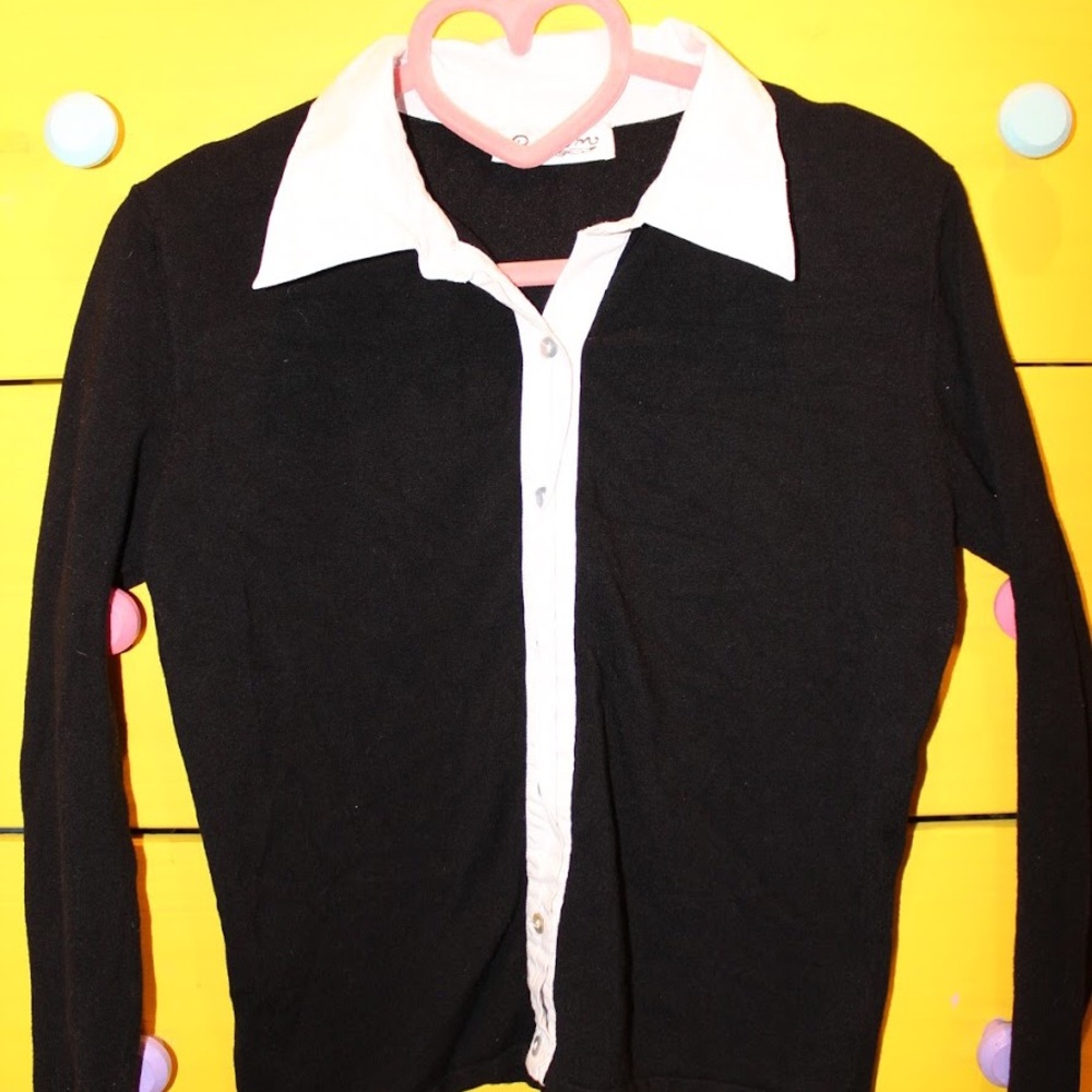 Knit collared top